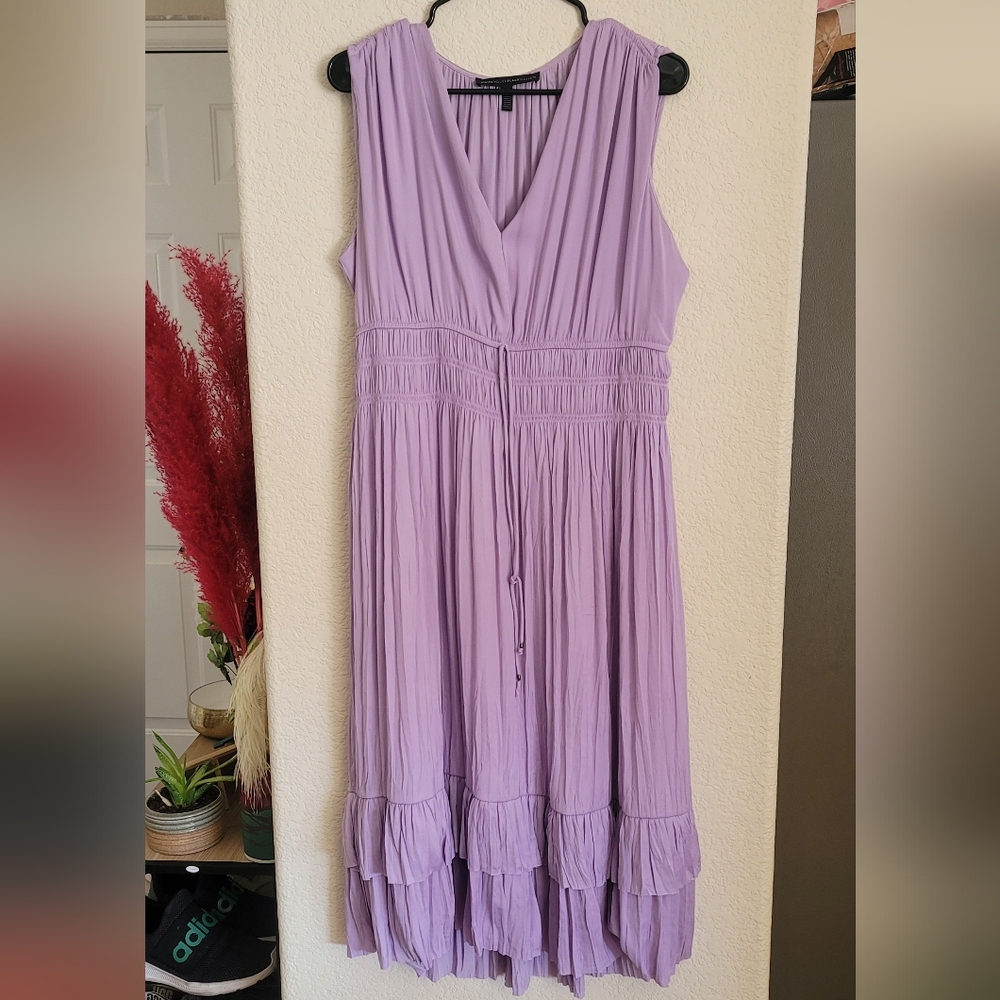 WHBM Petite Sleeveless Satin Pleated Midi Dress